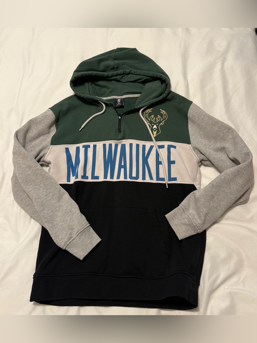 NBA Milwaukee Bucks Colorblock Pullover Hoodie